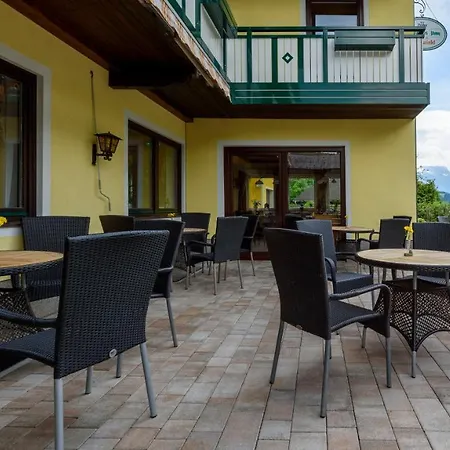 Hotel Ausswinkl 3*