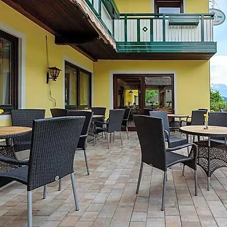 Hotel Ausswinkl 3*